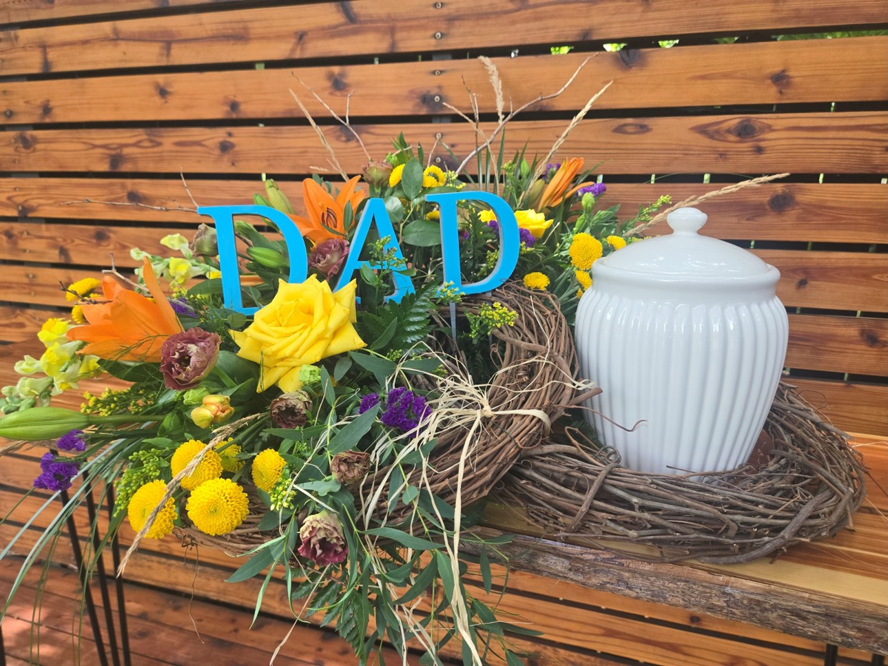 Dad's Embrace urn tribute